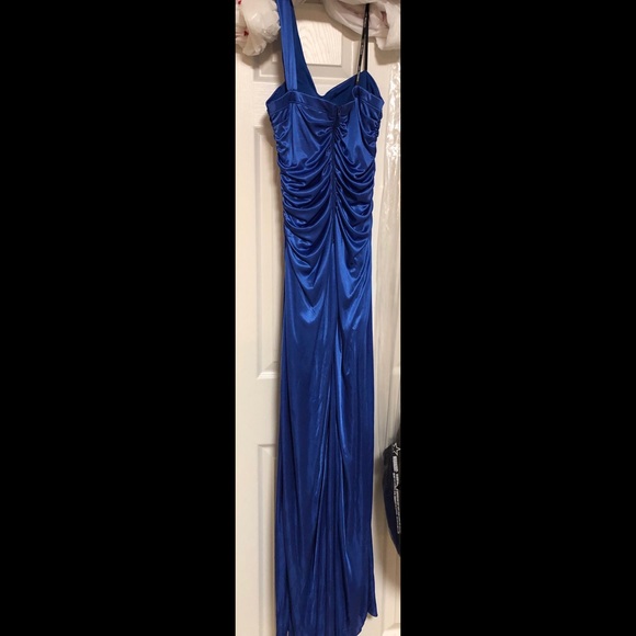 Prom Dress - Picture 2 of 5